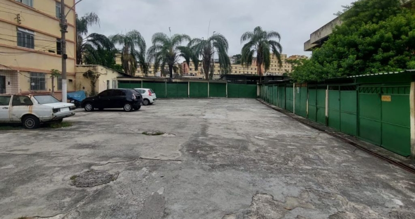 Engenho de Dentro apartamento 2 quartos garagem condomínio barato