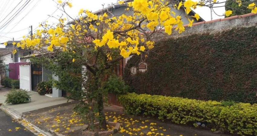 Sobrado à Venda, Jardim Regina, 3 quartos, 1 suíte, 165,85 m²