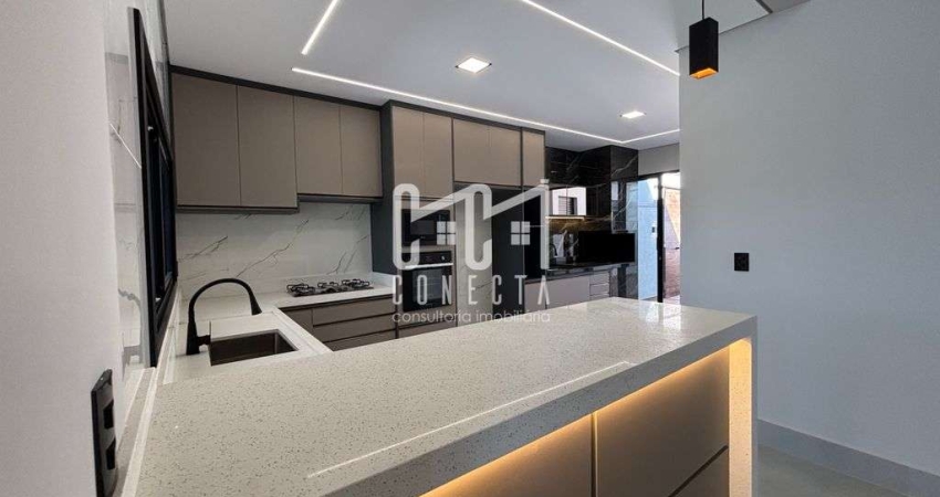 Casa em Indaiatuba, Condomínio Gran Reserve com 3 suítes - 140 m²