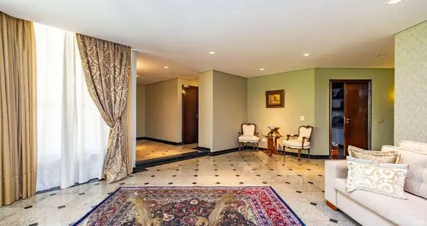 Casa com 4 dormitórios para alugar, 716 m² por R$ 18.500/mês - São Lourenço - Curitiba/PR