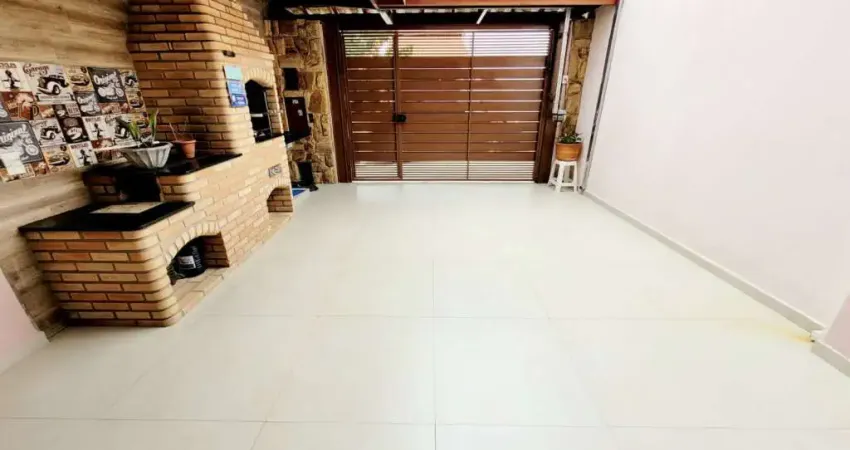 Maravilhoso Sobrado à venda, super bem localizado próximo ao Parque Ecológico , com 4 dormitórios s