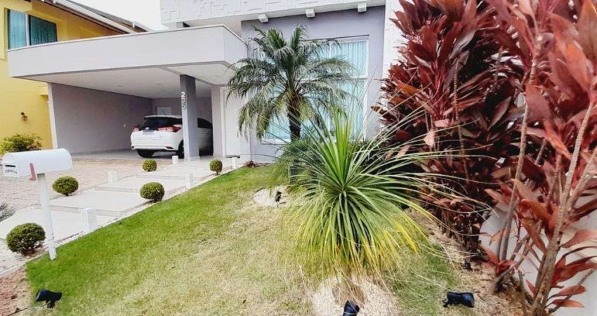 Casa À VENDA aconchegante com 3 dormitórios para venda, localizada em condomínio de alto padrão, a