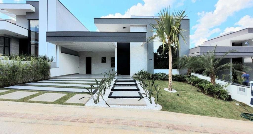 Linda e moderna Casa à venda, com três suítes, linda piscina  com excelente acabamento, Condomínio