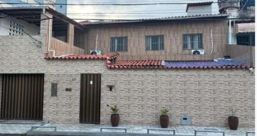 Casa com 5 quartos à venda no Stiep, Salvador 