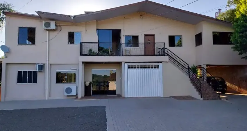 Casa à venda, com terreno de 800 m², bairro passo dos fortes, região do alberti