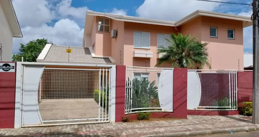 Casa à venda com 317 m², maria goretti, chapecó, fica na região da arena conda