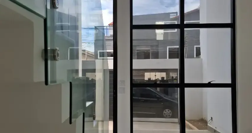 São pedro da aldeia – casa de alto padrão com 4 suítes | primeira locação