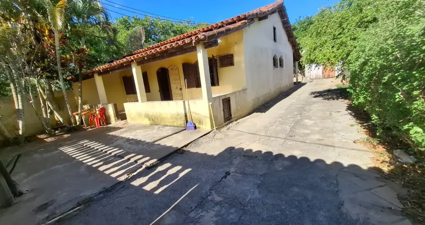 Casa à Venda – Bairro São Mateus | São Pedro da Aldeia Valor: R$ 160.000,00 Localização: Bairro São Mateus