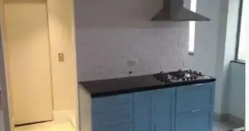 Apartamento à venda na Rua Costa Rica, Bacacheri, Curitiba