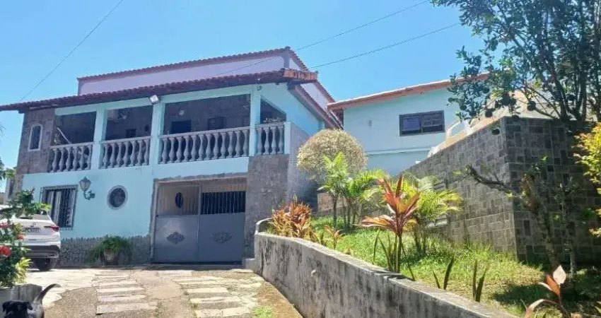 Casa com 4 dormitórios à venda, 110 m² por R$ 450.000,00 - Jacaroá - Maricá/RJ