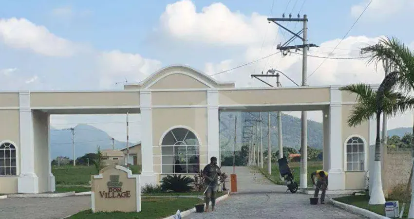 Terreno à venda, 240 m² por R$ 105.000,00 - Ubatiba - Maricá/RJ