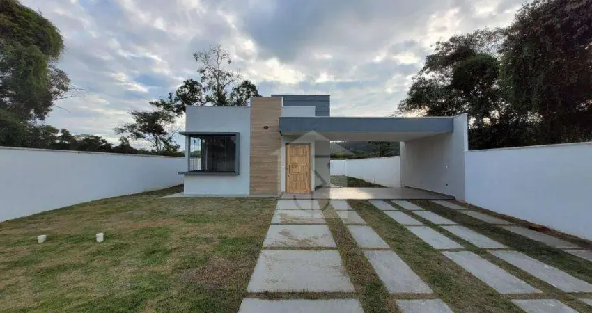 Casa com 2 dormitórios à venda, 90 m² por R$ 420.000 - Ubatiba - Maricá/RJ