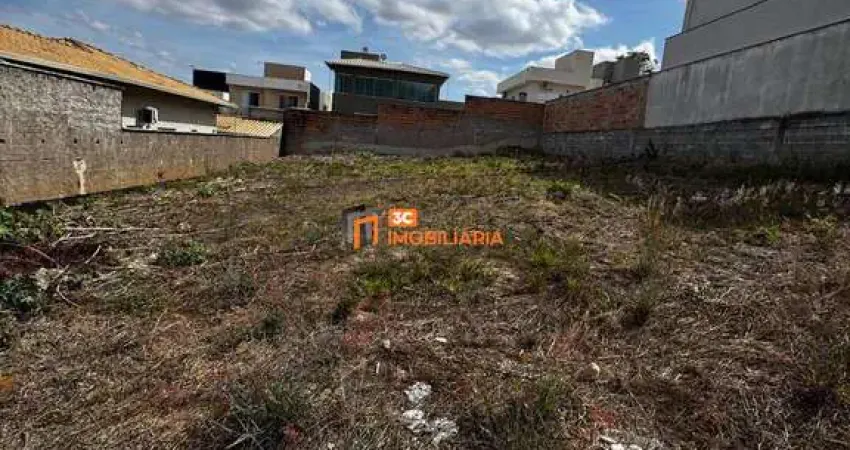 Lote de 525 m² com zoneamento r-2 no condomínio trilhas do sol