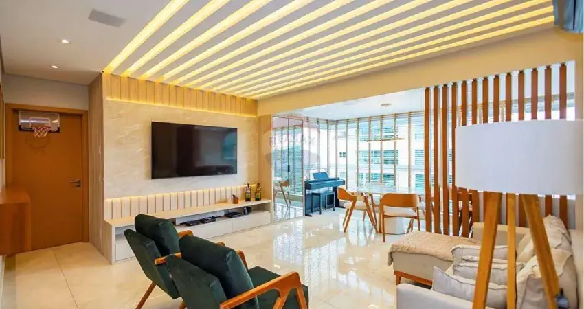 Apartamento à venda com 129m², 3 quartos sendo 3 suítes e 2 vagas no condomínio clube Acquarelle, Ecoville - Curitiba/PR, por R$1.700.000,00