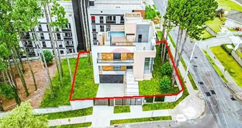 Casa alto padrão (nova) à venda com 4 quartos, 417m² e 6 vagas de garagem no Bairro Alto – Curitiba/PR por R$1.990.000,00