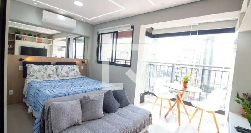 Kitnet / Stúdio à venda na Rua Vieira de Morais, 386, Brooklin, São Paulo