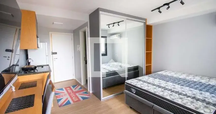 Kitnet / Stúdio à venda na Avenida dos Carinás, 363, Moema, São Paulo