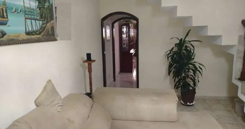 Sobrado à venda em interlagos, 180 metros com 3 quartos e 2 vagas