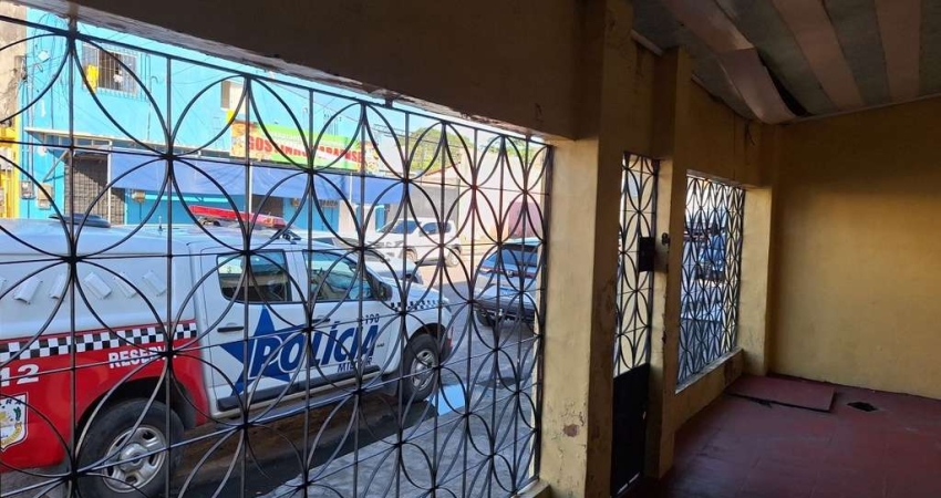 CASA PARA LOCAÇÃO NO COQUEIRO