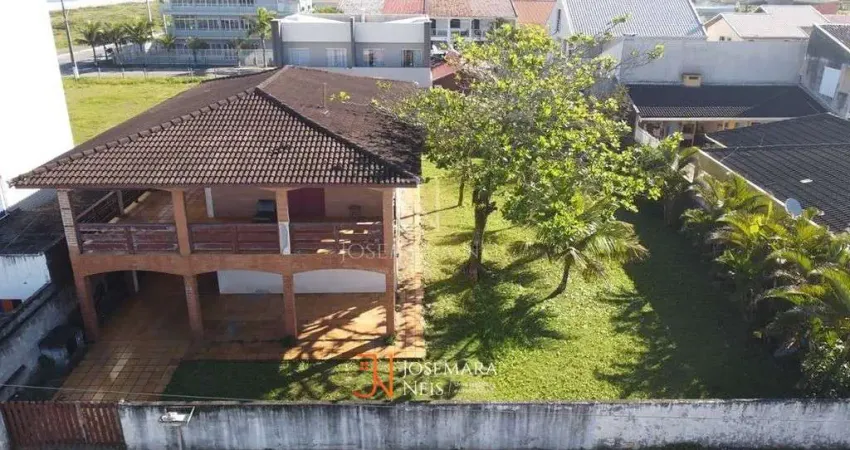 Casa com 3 quartos à venda na Rua Colorado, 17, Balneário Caravelas, Matinhos