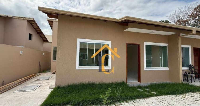Casa com 2 dormitórios à venda, 70 m² por R$ 300.000,00 - Chácara Mariléa - Rio das Ostras/RJ