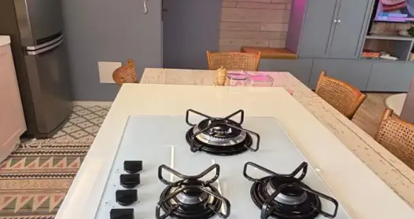 Apartamento com 2 quartos no fino acabamento, PORTEIRA FECHADA, Peninsula