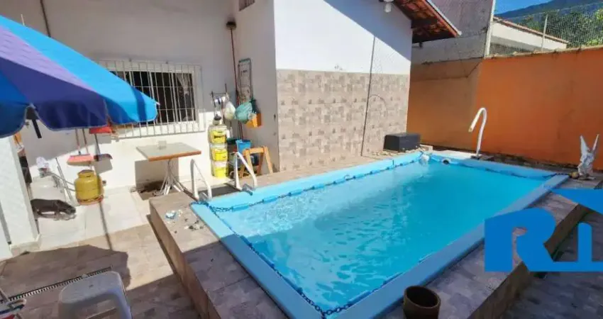 CASA A VENDA NO BAIRRO MASSAGUAÇU EM CARAGUATATUBA