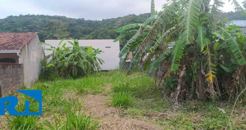 Terreno em Caraguatatuba, próximo à orla da Praia do Massaguaçu!
