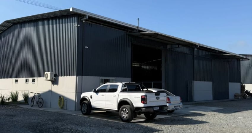Barracão / Galpão / Depósito com 2 salas para alugar na Vila Nova, Joinville 