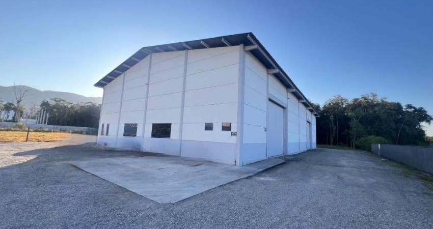 Barracão / Galpão / Depósito com 2 salas para alugar na Zona Industrial, Joinville 