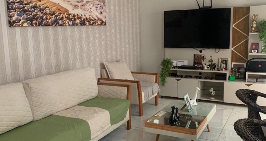 Linda casa no Bairro Novo Mundo