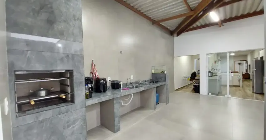 Casa à venda em Carajás, Uberlândia 