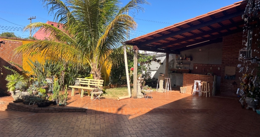 Linda casa no Bairro Jaraguá