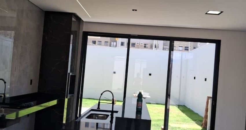 Casa com 3 quartos à venda no Grand Ville, Uberlândia 