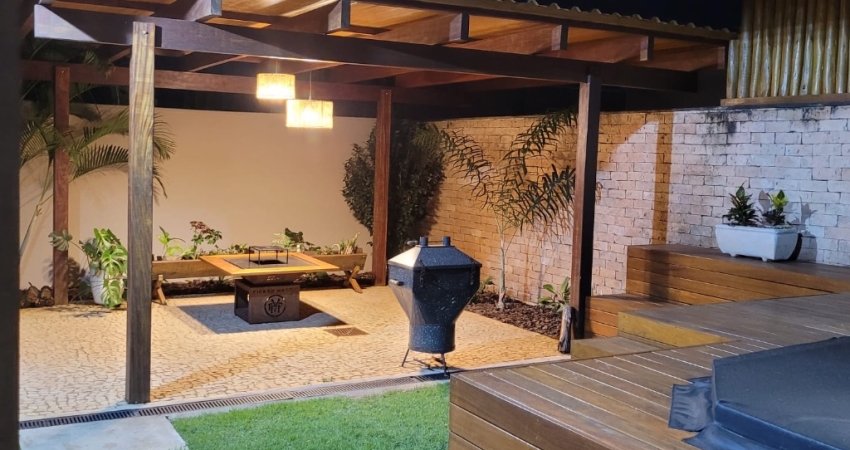 Casa em condomínio fechado com 4 quartos à venda no Lagoinha, Uberlândia 