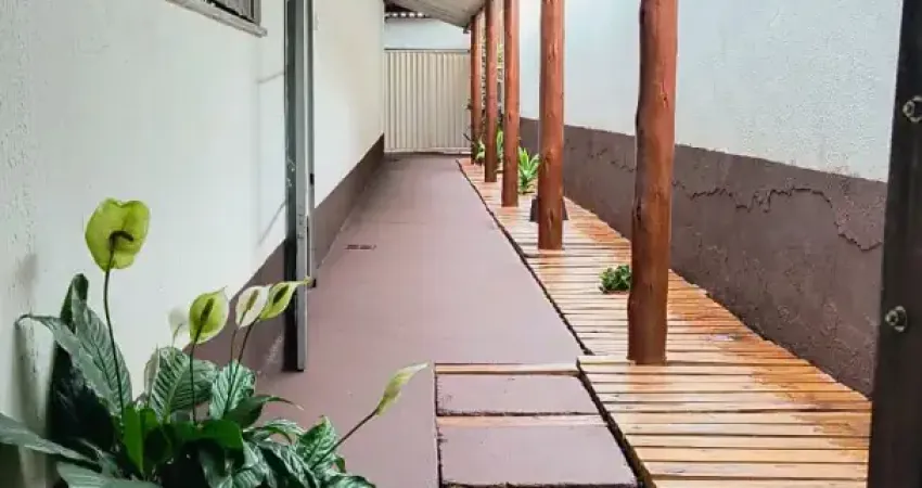 Casa com 3 quartos à venda no Shopping Park, Uberlândia