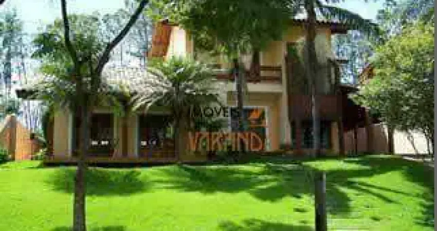 Casa com 3 dormitórios à venda, 540 m² por R$ 3.200.000,00 - Village Visconde De Itamaraca - Valinhos/SP
