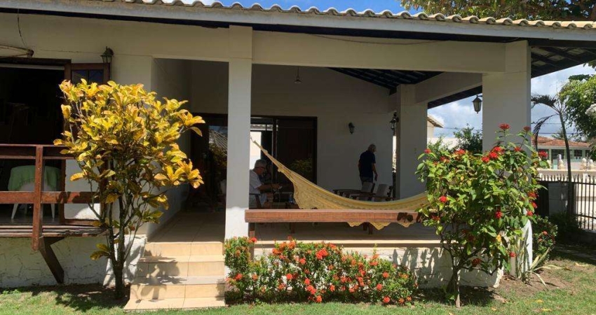 Casa para Venda em Lauro de Freitas, Vilas do Atlântico, 3 dormitórios, 1 suíte, 4 banheiros, 5 vagas