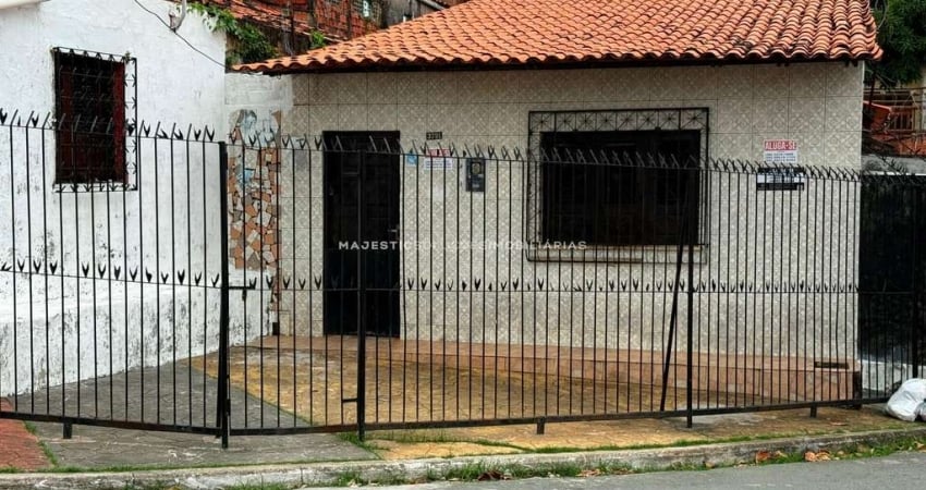 Alugo casa de 2 quartos no João Paulo próximo ao calçadão