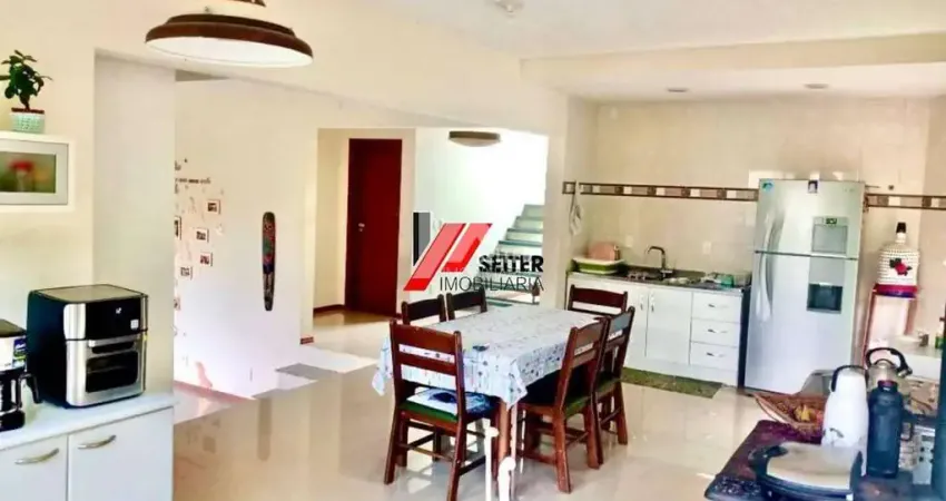 Casa com 3 quartos à venda na Trindade, Florianópolis