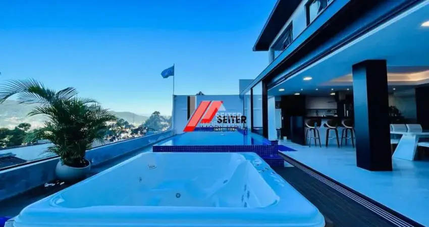 Casa com 4 quartos a venda, 285,77 de área construída Trindade