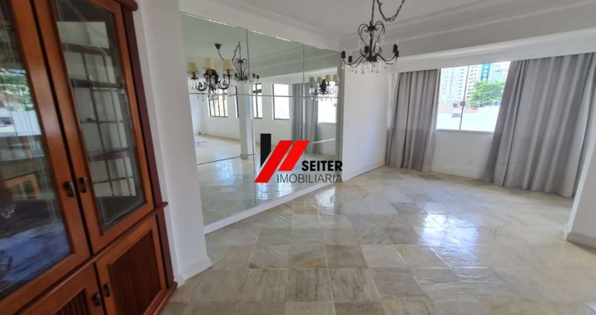 Apartamento de 4 quartos 2 vagas de garagem