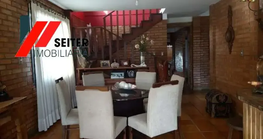 Casa com 4 quartos à venda no Itacorubi, Florianópolis