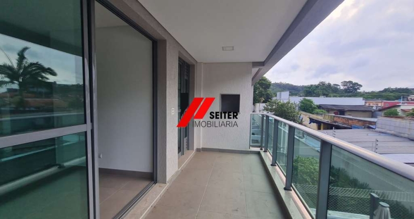 Apartamentoe 3 dormitórios com suíte no Bairro Monte Verde em Florianópolis