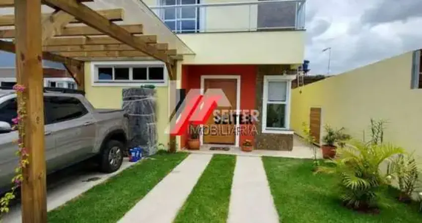 Casa de 4 dormitórios à venda no bairro Rio Vermelho em Florianópolis