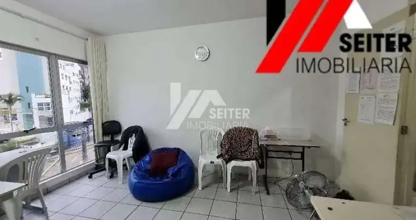 Sala comercial com 1 sala para alugar na Trindade, Florianópolis