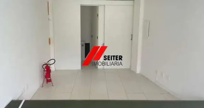 Sala comercial à venda no Córrego Grande, Florianópolis