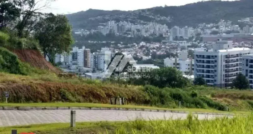 Terreno a venda no bairro Itacorubi com localização previlegiada