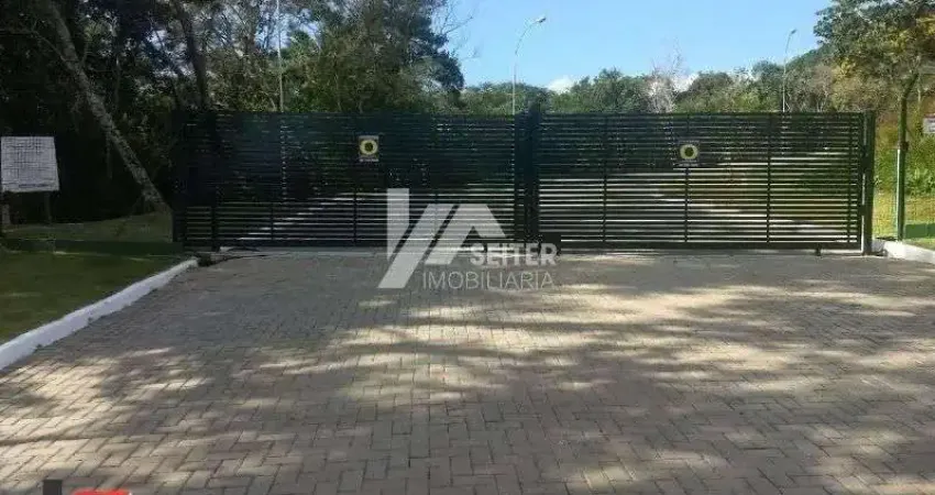 Terreno a venda no bairro Itacorubi com localização previlegiada