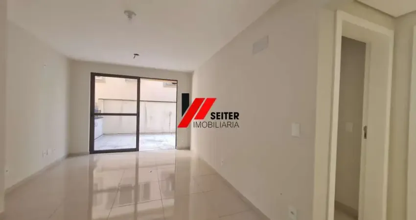 Apartamento com 2 dormitórios na Trindade em Florianópolis